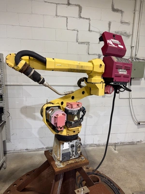 USED 2008 FANUC ARCMATE 100IC/6L