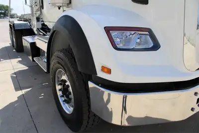 New | in-Stock 2026 INTERNATIONAL HX Rolloff Trucks Texas US | Roll Off Truck World #1491834