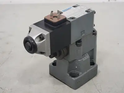NEW REXROTH DBW 10 B2-52/200-6BG24NZ55L/12