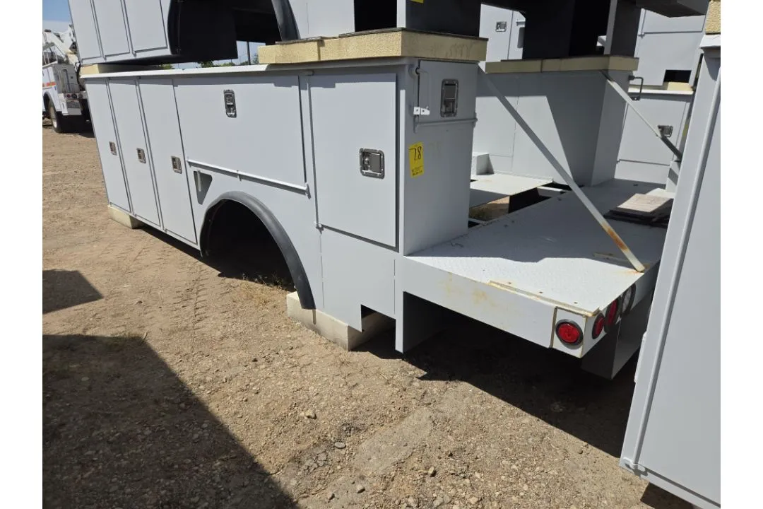 Used _UNKNOWN_ _UNKNOWN_ Service & Utility Trucks Texas US | IRS Auction #1415498