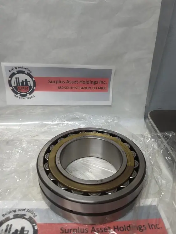 Used SKF 22222CK Bearings | Surplus Asset Holdings #1198467