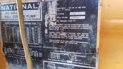 USED NATIONAL JWS-300L 4X5 TRIPLEX WELL SERVICING REVERSING MUD PUMP PACKAGE