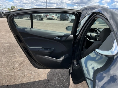 USED 2017 CHEVROLET CRUZE