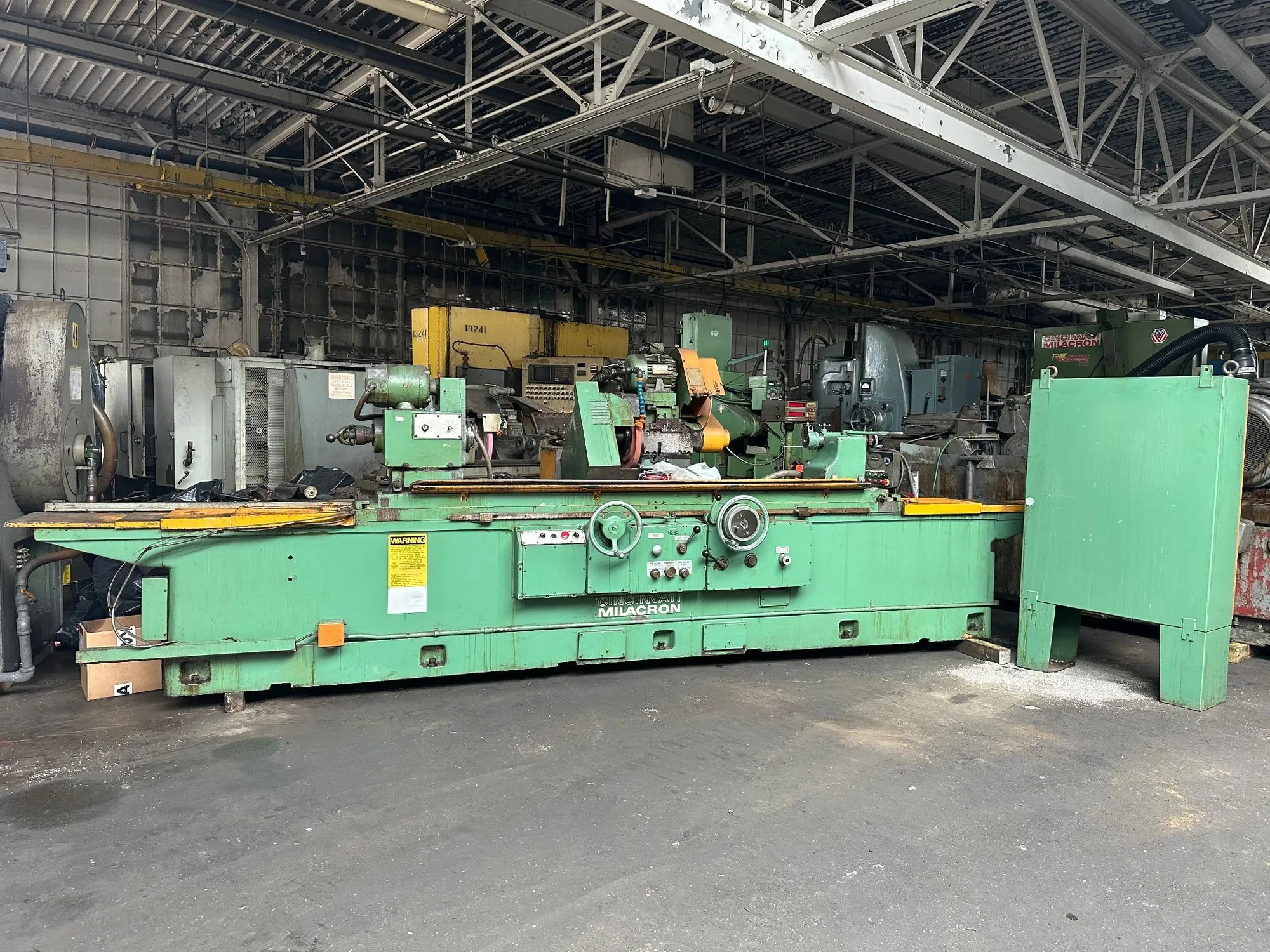 USED 1979 CINCINNATI 18 X 72