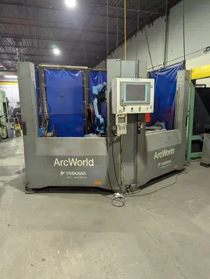 YASKAWA MOTOMAN Dual Headstocks Dual Table Auto Doors Single Welding Robot with Dual Headstocks | ACES Robotics Ltd (1)