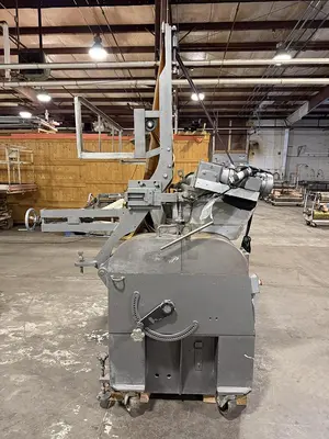 USED APV 390