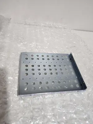 FAB CARD GUIDE BRACKET 102336365