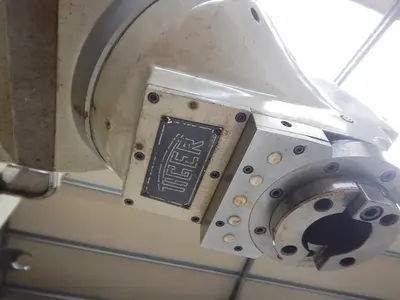 USED TIGER X: 3023 - Y: 1528 - Z: 800 MM CNC