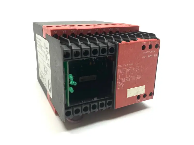 Used SCHNEIDER ELECTRIC PREVENTA SAFETY RELAY 300V 2.5A Relays & Switches Michigan US | Maverick Industrial Sales #1090716