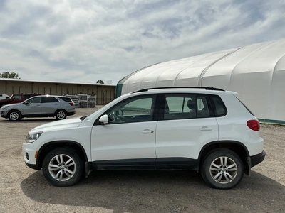 USED 2016 VOLKSWAGEN TIGUAN