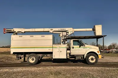 Used 2010 FORD F750 BUCKET TRUCK Bucket (boom) trucks North Dakota US | Proxy Equipment #1378038
