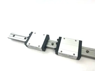 Used igus drylin® T Standard Carriage 2x, 16-1/8" Rail MISSING CLAMPS Slides Michigan US | Maverick Industrial Sales #1397742