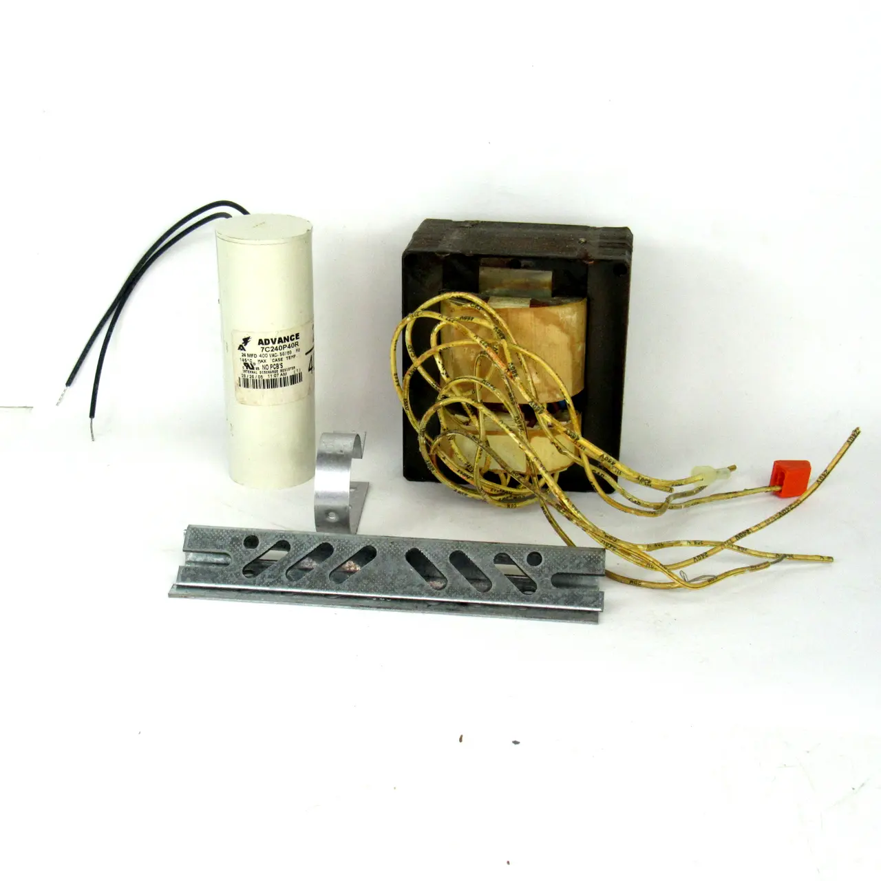 Advance 71A6051-001D Core & Coil Ballast Kit, 1-400W Metal Halide, 120-480V
