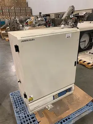 Lindberg/Blue model M01450P3R10TA Electric Oven