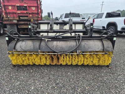 Used CATERPILLAR BP25 Power Brooms Michigan US | Miedema Asset Management Group #1474209