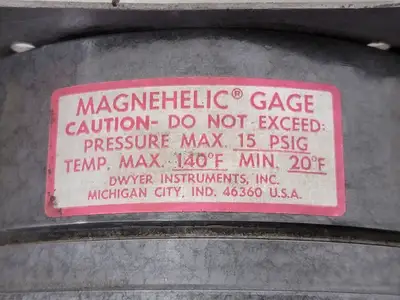 USED MAGNEHELIC 2002C