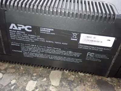 Used APC BR700G Uninterruptible Power Supplies Ohio US | HGR 24 #942621