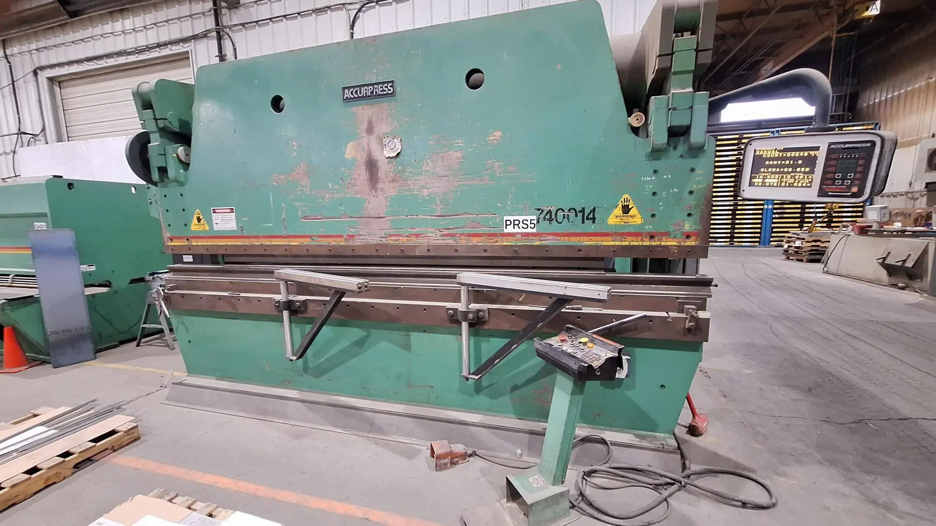 USED ACCURPRESS 740014