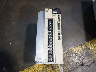 USED YASKAWA ELECTRIC SGDV120D01A
