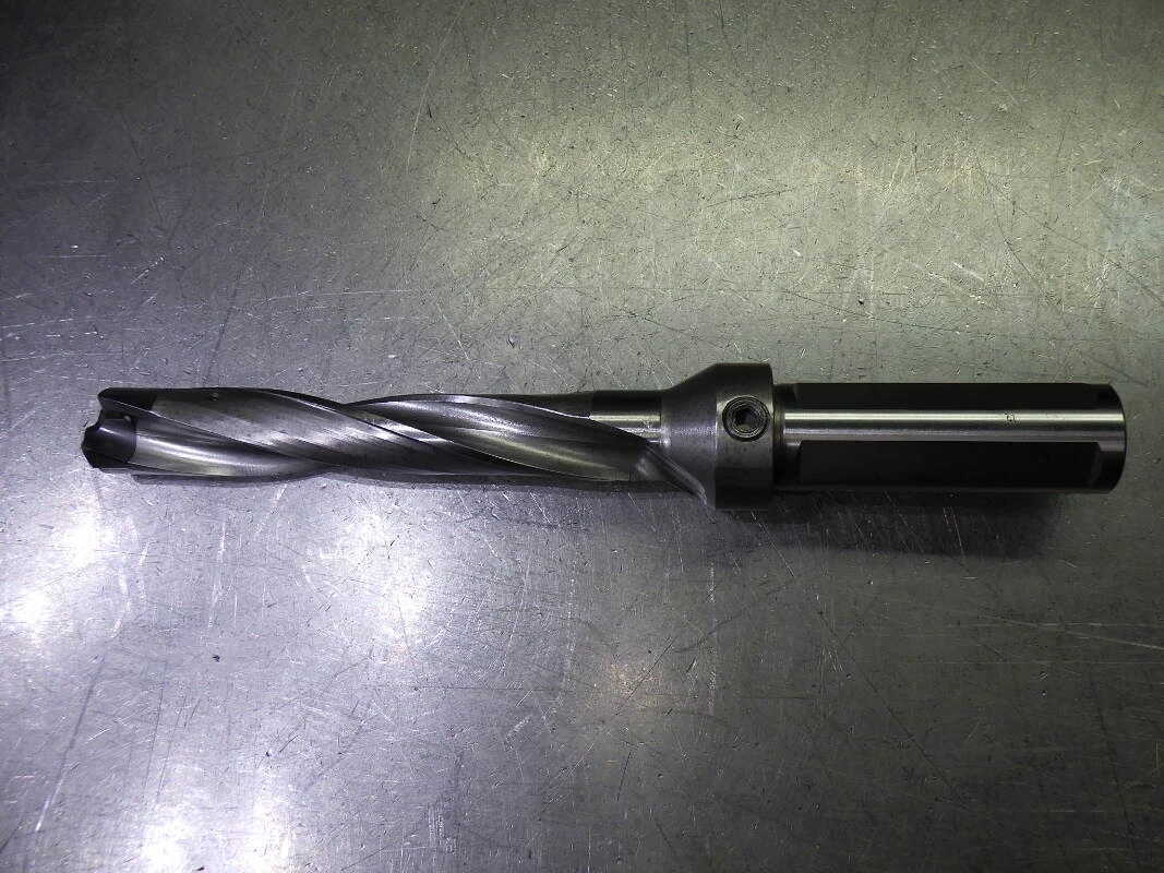 Kennametal 0.875" Indexable Drill 1" Shank KSEM0875R5SSF100 (LOC3422)