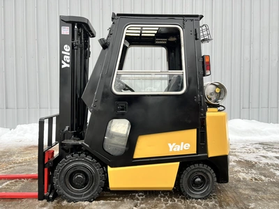 USED 2001 YALE GLP040AF