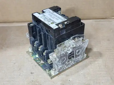 USED SQUARE D 8536SCO3H308S