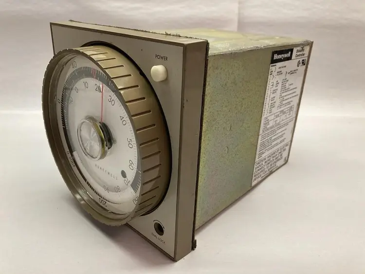 Used HONEYWELL 24001952-001 Industrial Controls Ohio US | Surplus Asset Holdings #1242438