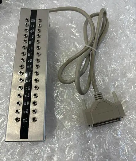 32 PLUG MUX ADAPTER WITH 37 PIN PARALLEL CONNECTOR