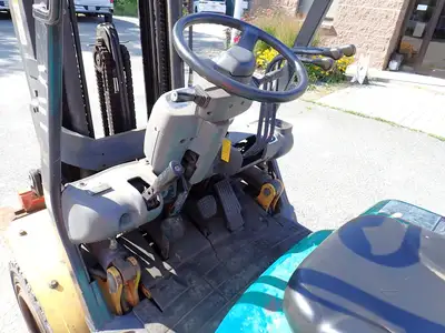 Used 2005 KOMATSU FG30HT-14 Internal Combustion Forklifts: Pneumatic Tire Massachusetts US | Brookside Equipment Sales #1422156