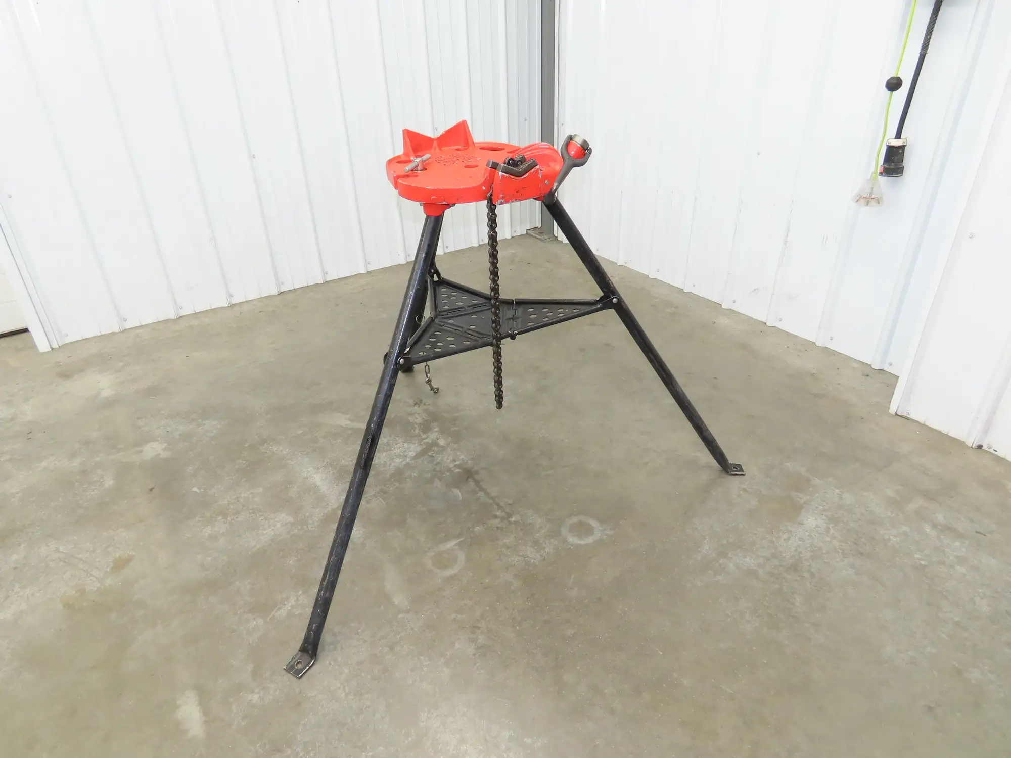 Ridgid 460 Tristand Portable Chain Pipe Vise 1/8" to 6" Tripod Stand Jack Screw