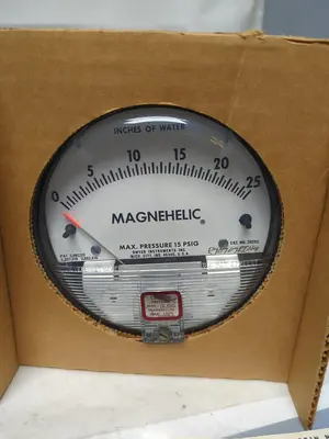 New | in-Stock DWYER 2025 Universal Pressure Meters Ohio US | Surplus Asset Holdings #1238372