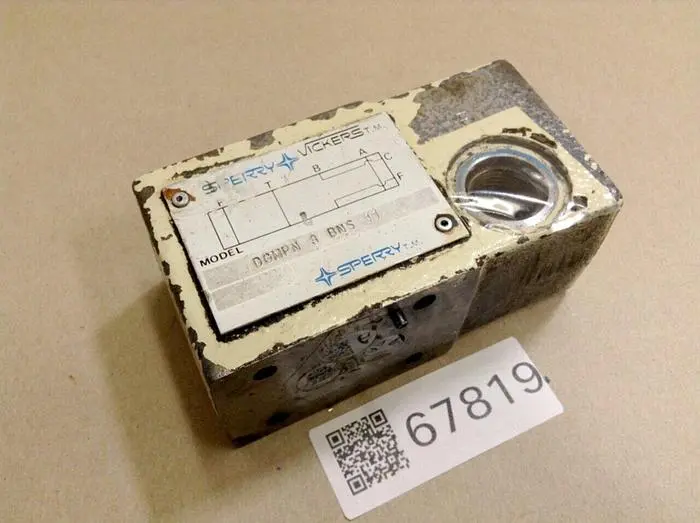 Used VICKERS DGMPN3BNS11 Valves/Fittings Michigan US | Ideal Machinery #599462