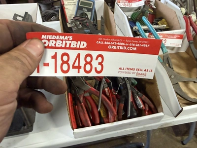 Used _UNKNOWN_ _UNKNOWN_ Pliers Michigan US | Miedema Asset Management Group #1371928