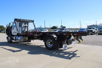 New | in-Stock 2027 MACK MD7 Rolloff Trucks Texas US | Roll Off Truck World #1491884