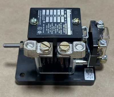 NEW Allen-Bradley 809-A12E