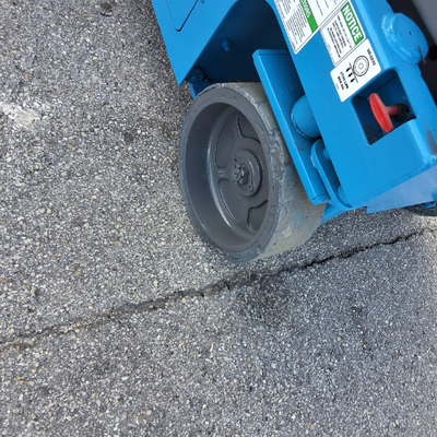 USED 2015 Genie GS-3232
