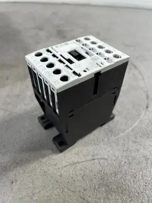 USED Eaton Eaton Moeller DILM7-01