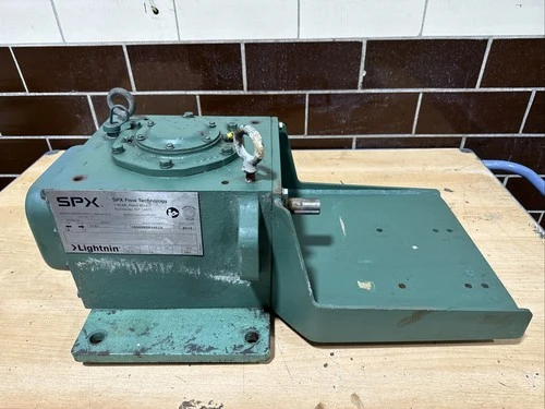Used Lightnin SPX 71Q1 Gearboxes Indiana US | J&J Industrial Supply #525306