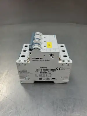 USED Siemens 5SY43 MCB C6 Circuit Breaker w/5ST301 AS Auxiliary Switch