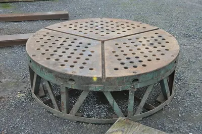 USED ROUND TABLE Ø 2400 MM