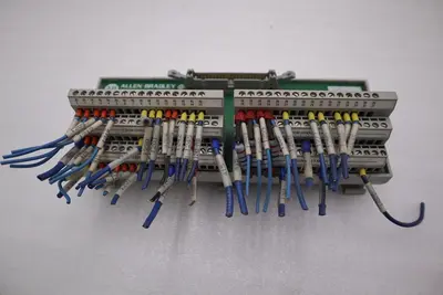 ALLEN BRADLEY 1492-IFM40F-3 WIRING SYSTEMS MODULES STOCK 2409A