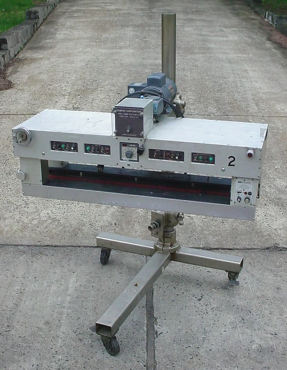 Used 48" BOTTLE TRANSPORTER CBL TRANSPORTER Conveyors New Jersey US | Champion Trading Corporation #423363