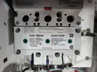 Used EATON SVX002A1-5A4N1 Switchgears British Columbia CA | Lenmark #240404