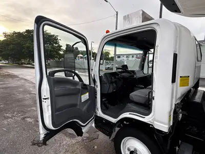 Used 2017 ISUZU NPR XD Reefer Trucks Florida US | Truck and Van Outlet #1509165