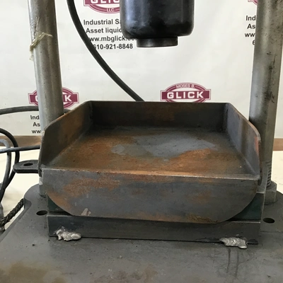 Carver M Laboratory Hydraulic Press with Enerpac PUJ1200B Hydraulic Pump