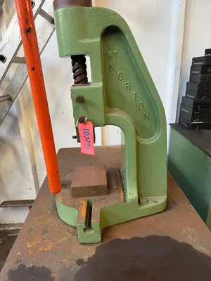 NORTON 5t Presses | Bowland Trading Ltd (3)