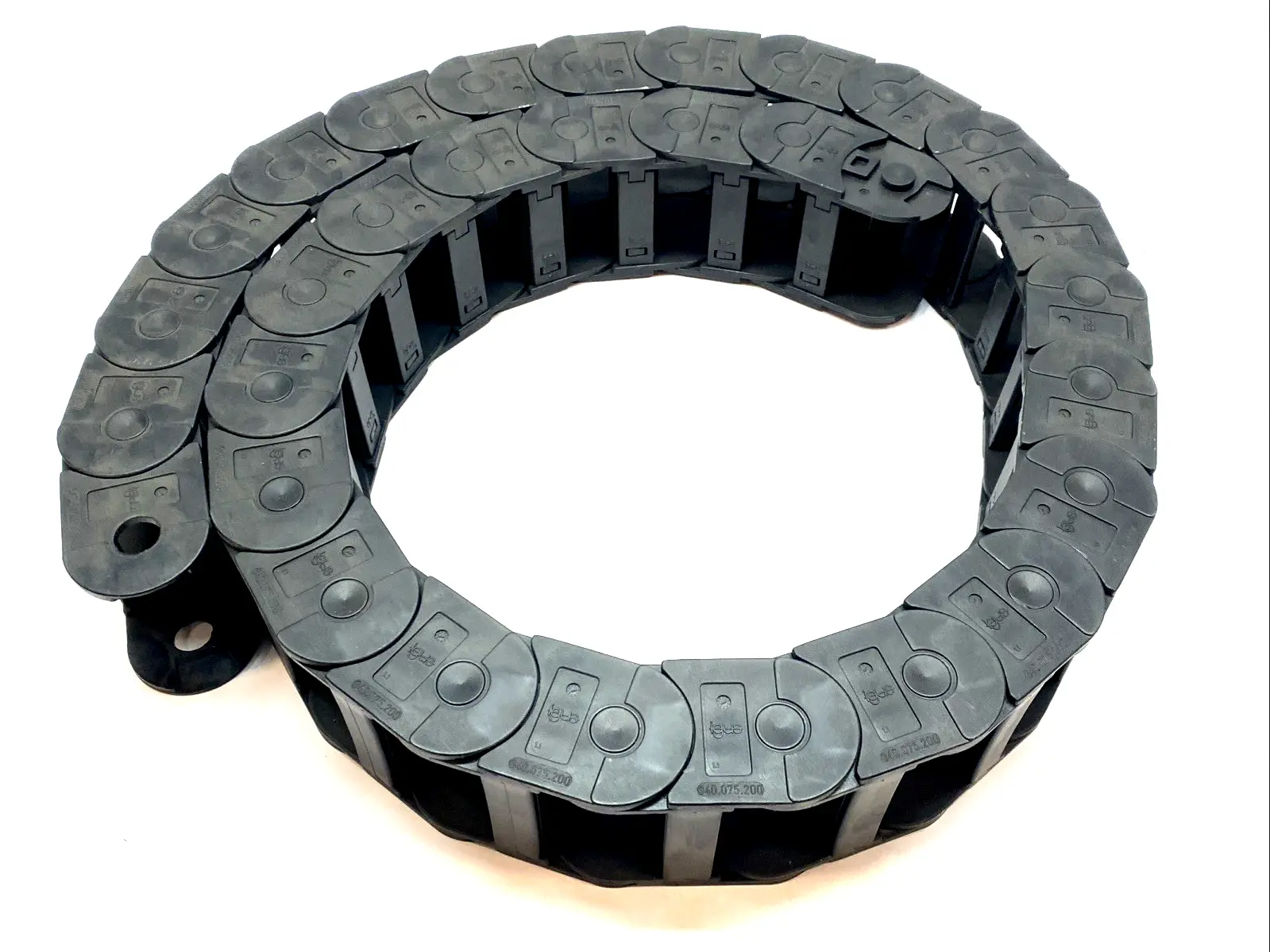 340.075.200 | Igus  Energy chain Cable Carrier 30 Links - New Other