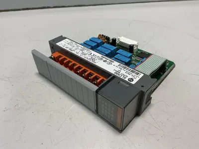 USED ALLEN BRADLEY 1747-L20C SER C / 1746-A2 SER A