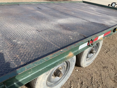 USED 1990 DOOLITTLE TRAILER