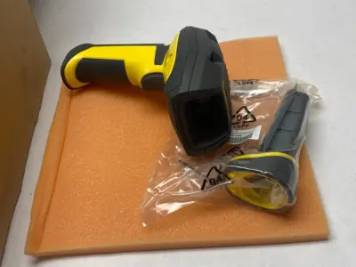 USED COGNEX DATAMAN 8072DL HANDHELD BARCODE SCANNER